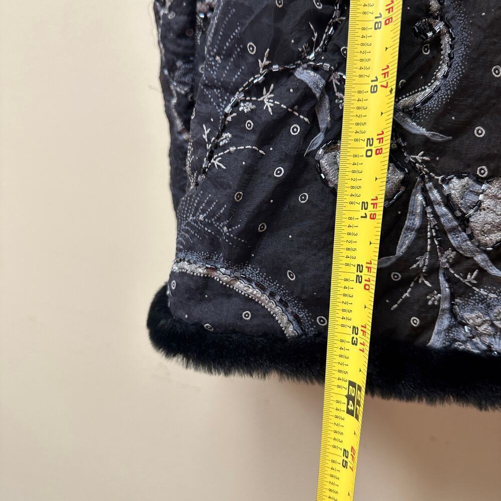 Vintage Floral Pattern Size M Black Beaded Puffer Jacket Trim FLAWED - Picture 10 of 11